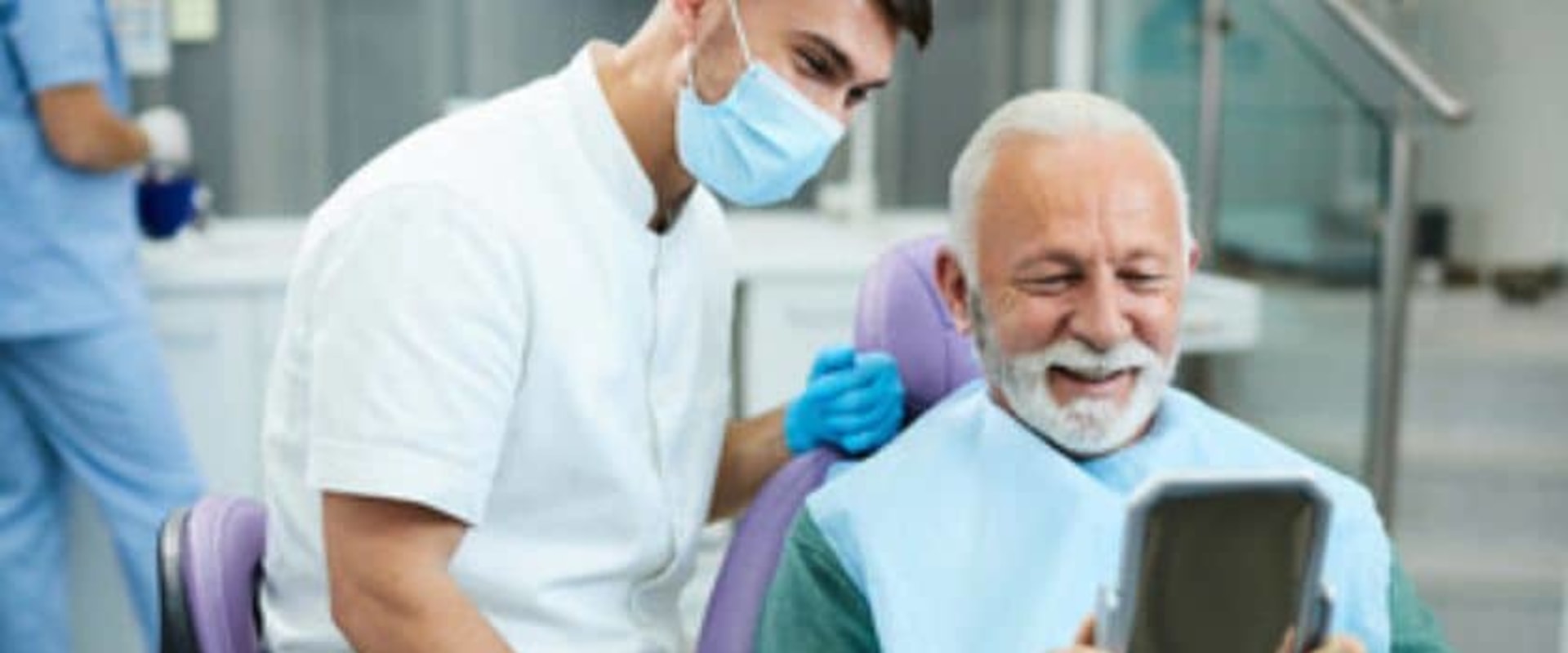 Aging With Confidence: How Dental Veneers Enhance Senior Healthcare In Austin, Texas